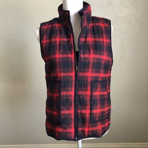 Blue Rain Jackets & Blazers - Blue Rain Plaid Puffer Vest with Front Pockets M Red and Navy Blue